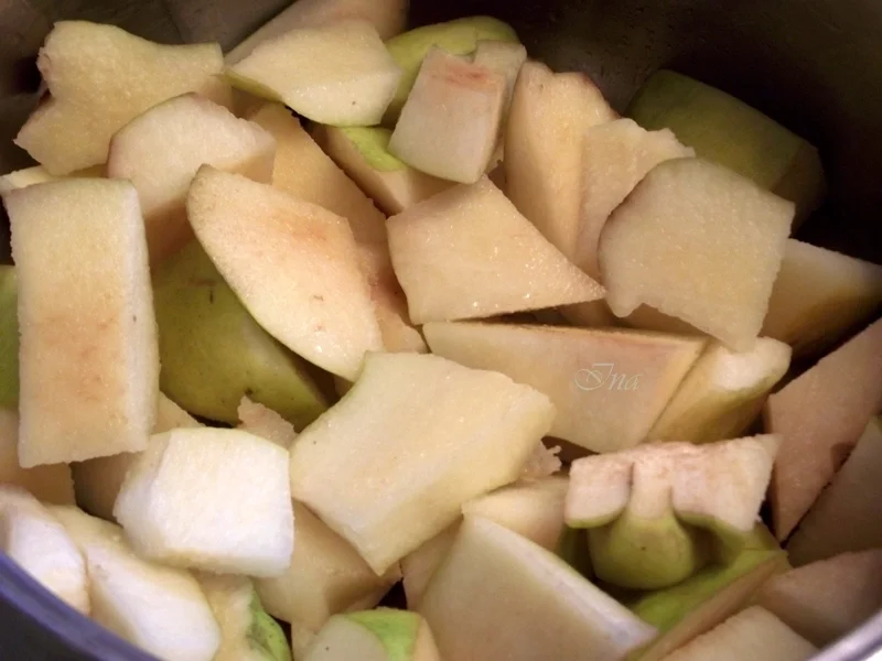 Quince dish
