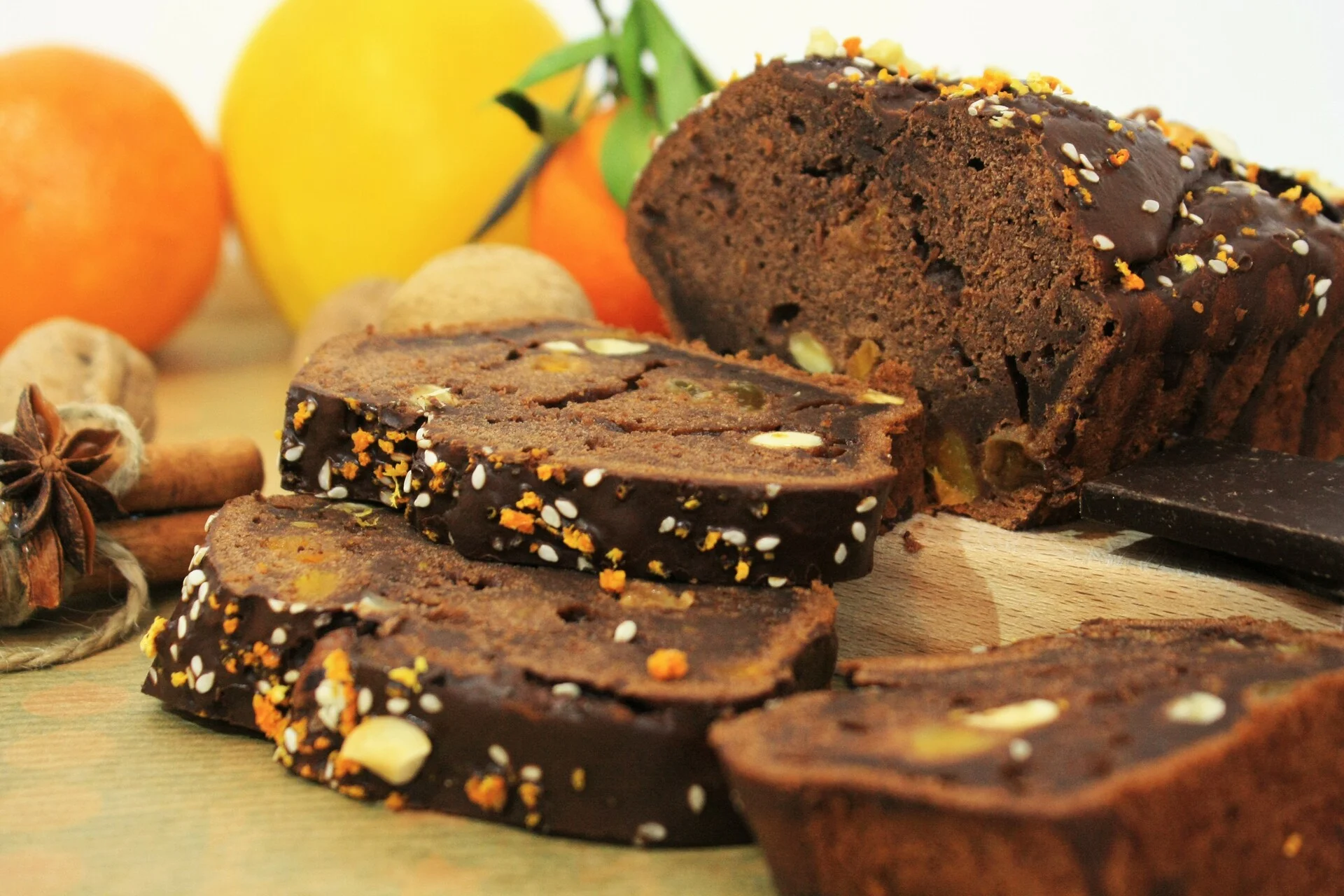 Banana and chocolate cake