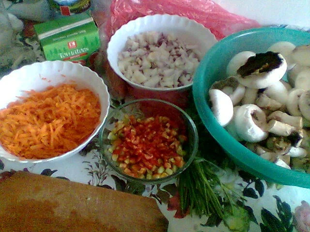 Stuffed cabbage rolls with mushrooms (vegan)