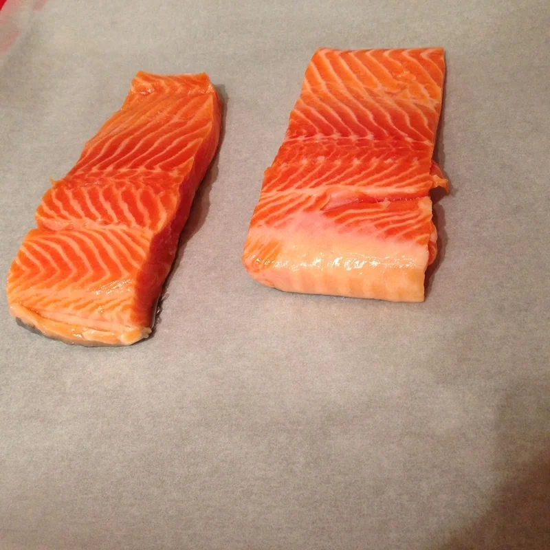 Oven-baked salmon with parmesan crust