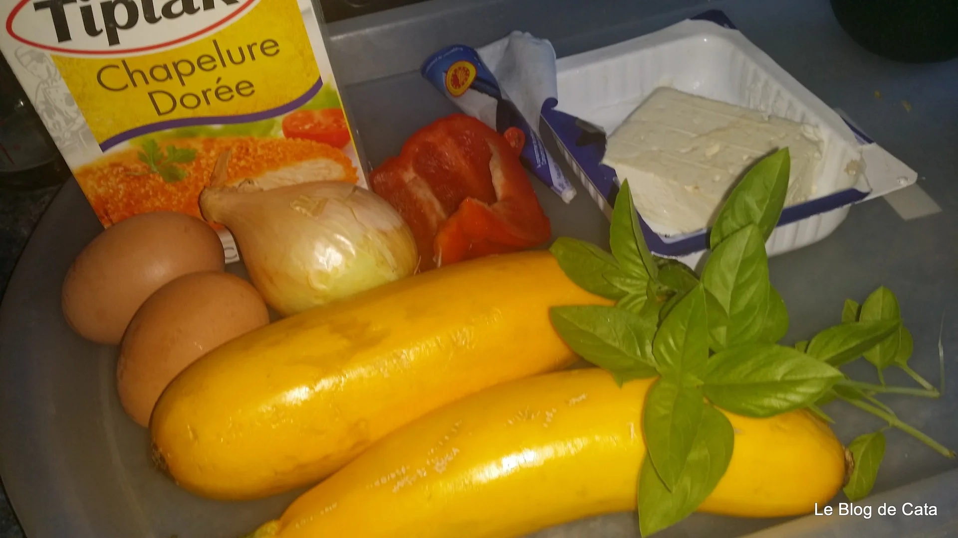 Baked zucchini and feta meatballs