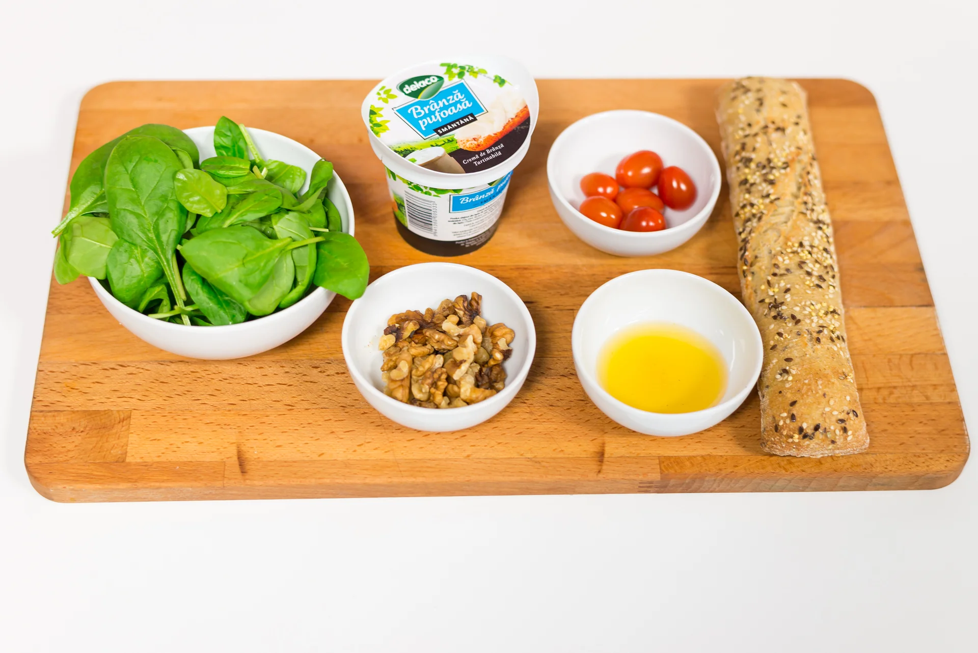 Sandwich with Delaco cream cheese with sour cream, walnuts, and honey