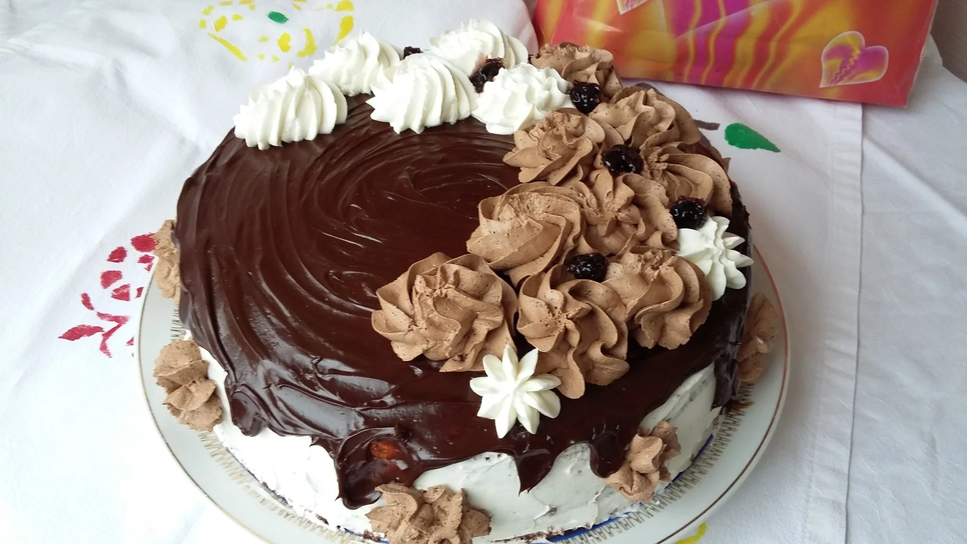 Black White Cake (or Birthday Cake)