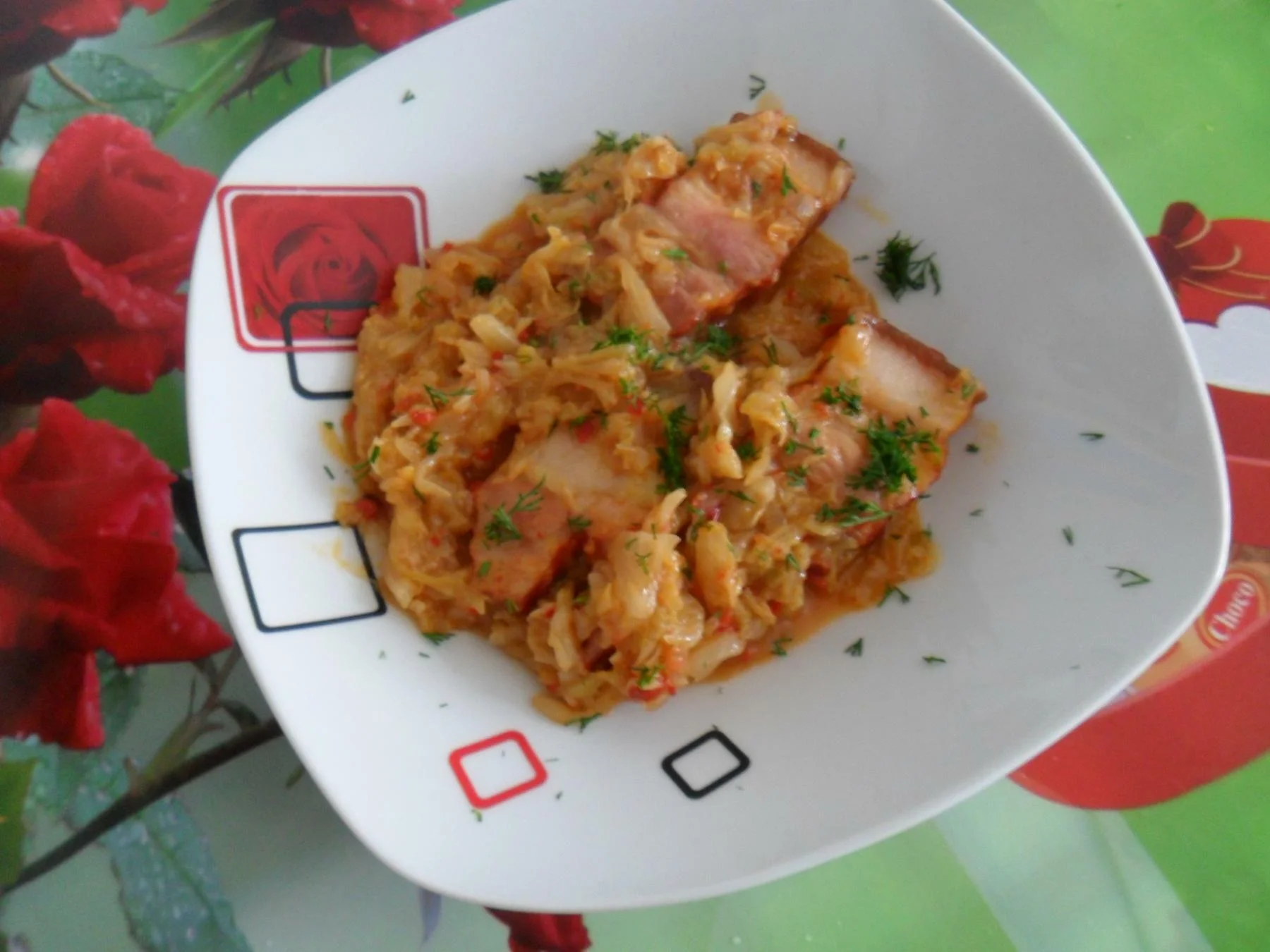 Sweet cabbage with rustic ham