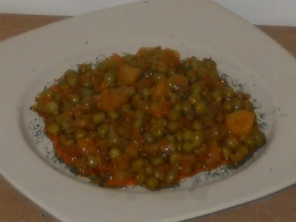 Peas with potatoes