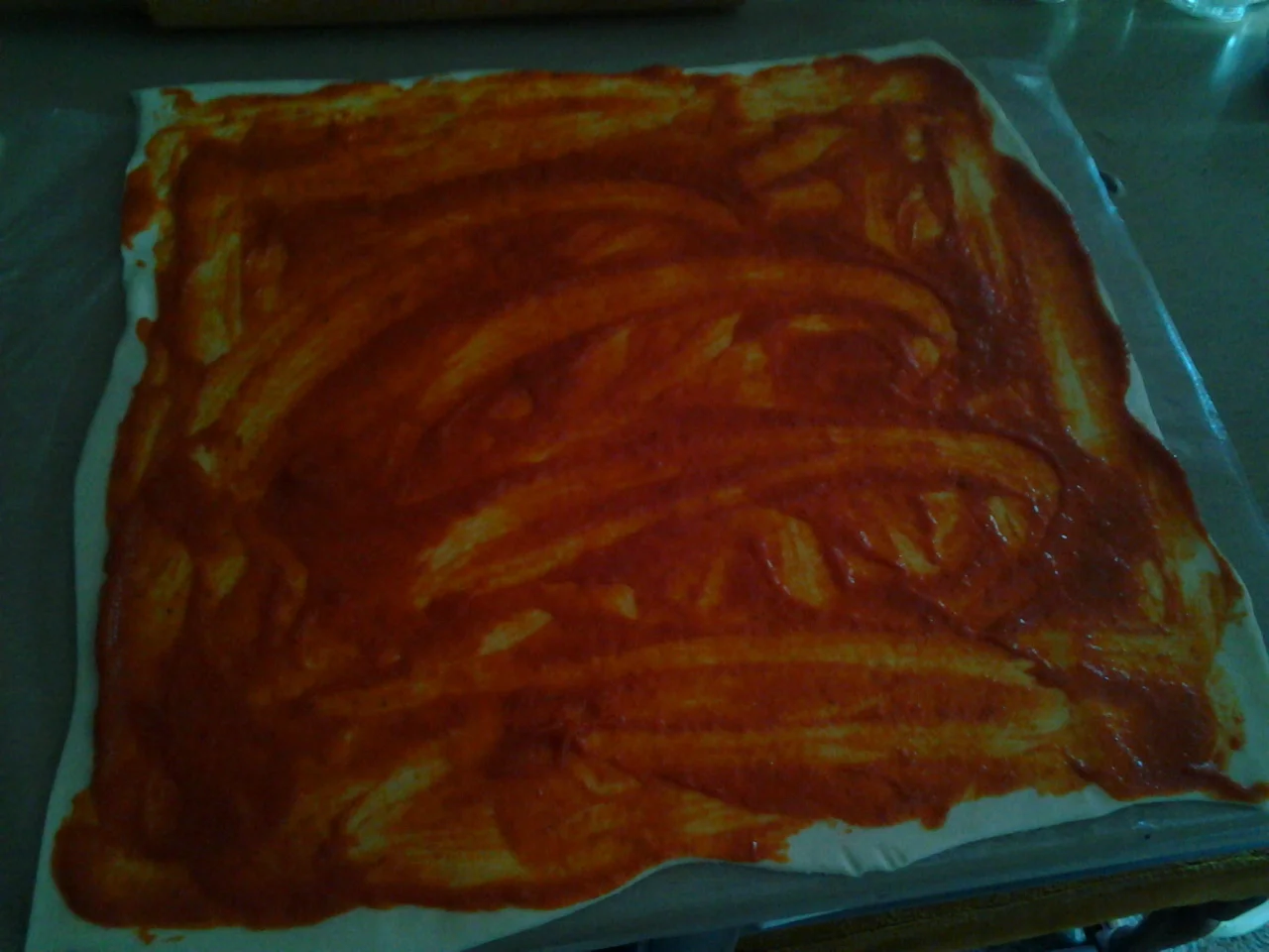 Mini pizza in pastry dough