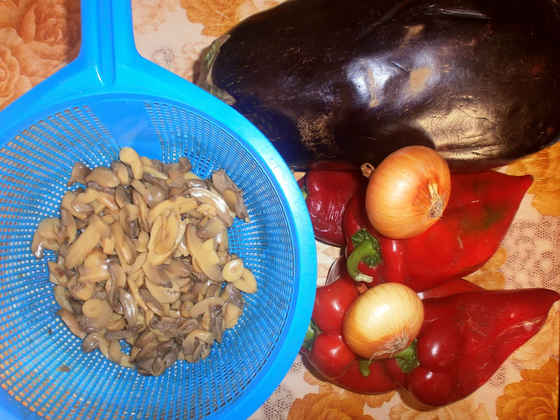 Eggplant salad with roasted peppers and mushrooms