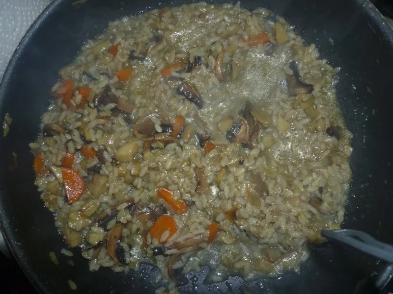 Risotto with mushrooms, artichokes, and breaded wings