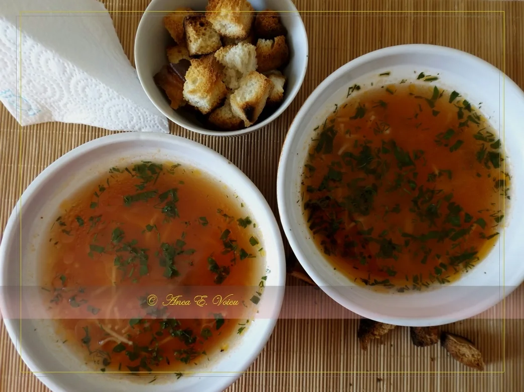 Tomato soup with noodles