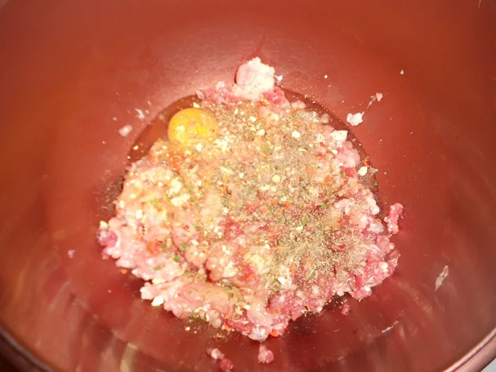 Turkey and beef meatballs