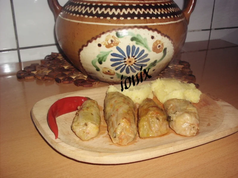 Cabbage rolls in sour borscht for fasting