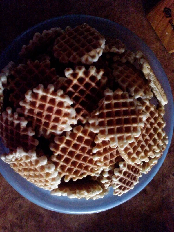 Honeycombs with cocoa cream