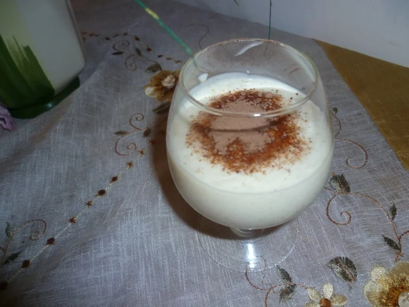 Yogurt with bananas for children