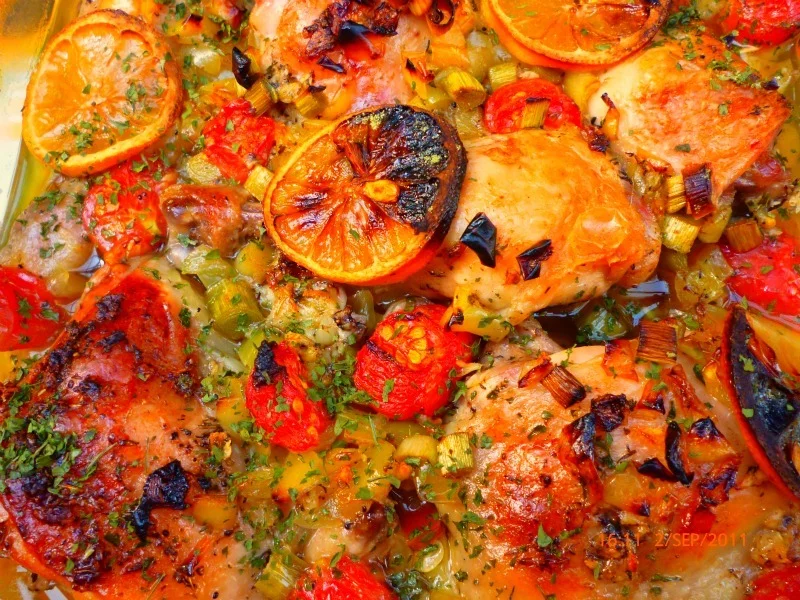 Oven-baked chicken thighs with vegetables