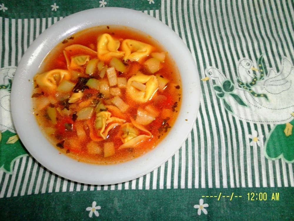 Tortellini and zucchini soup