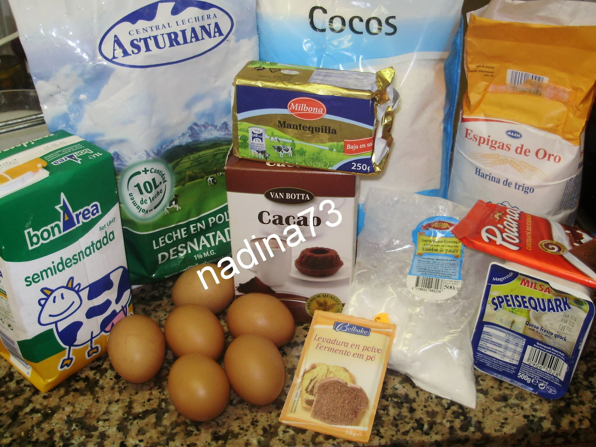 Cheese and coconut bomb cake