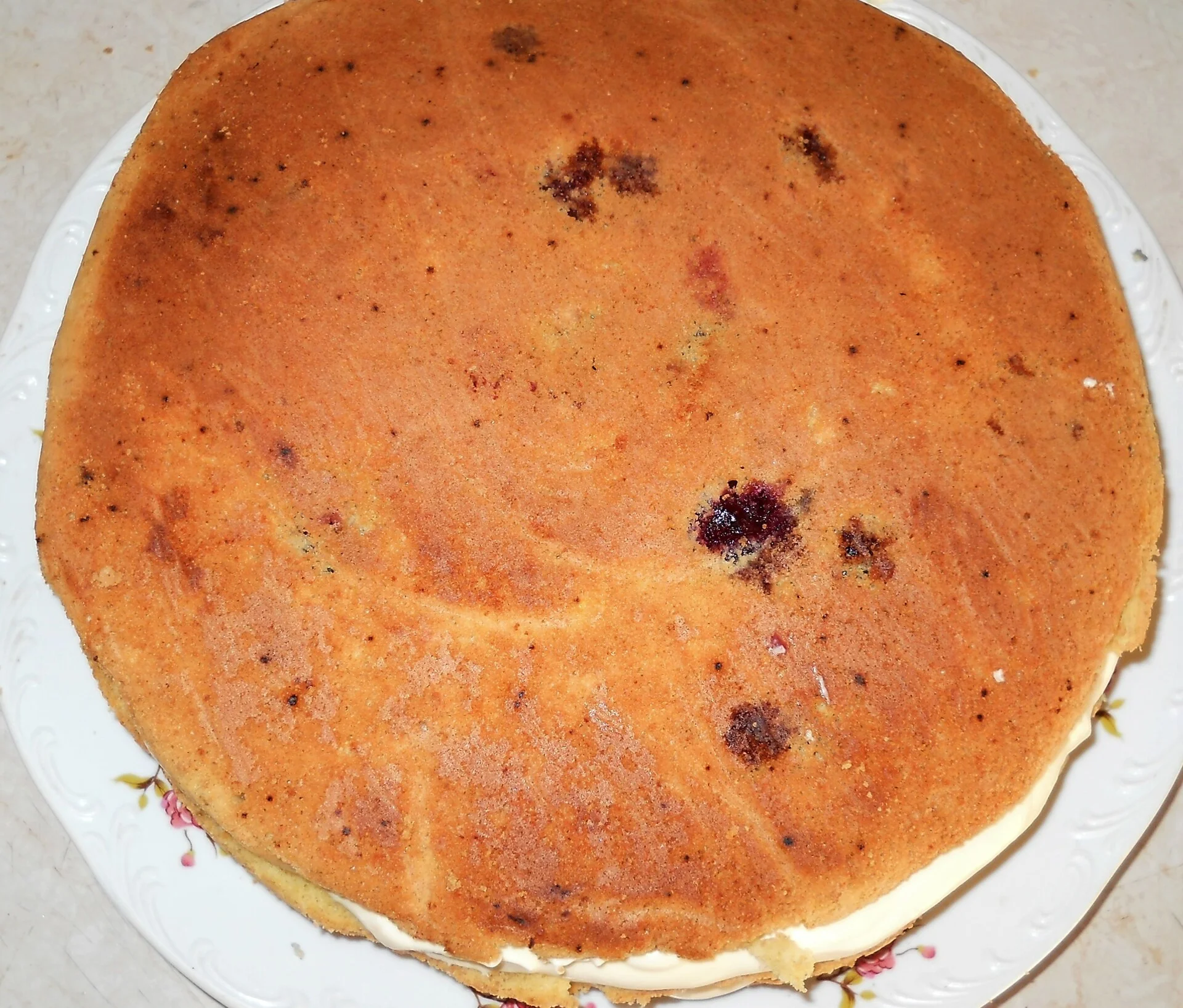 Cherry cake with white chocolate cream