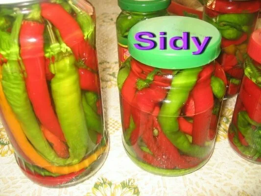 Pickled hot peppers