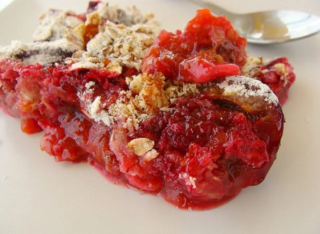 Plum Crumble