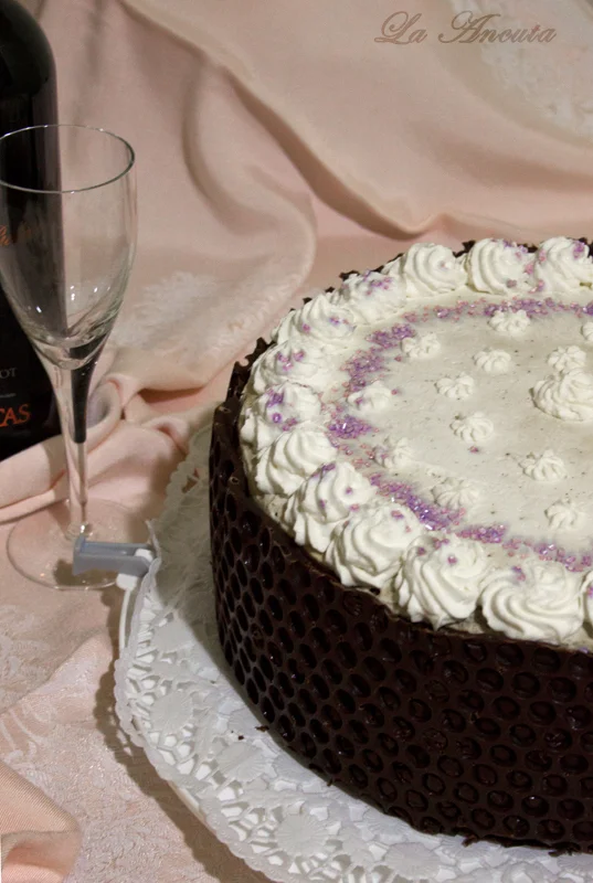 Peach and white chocolate cake