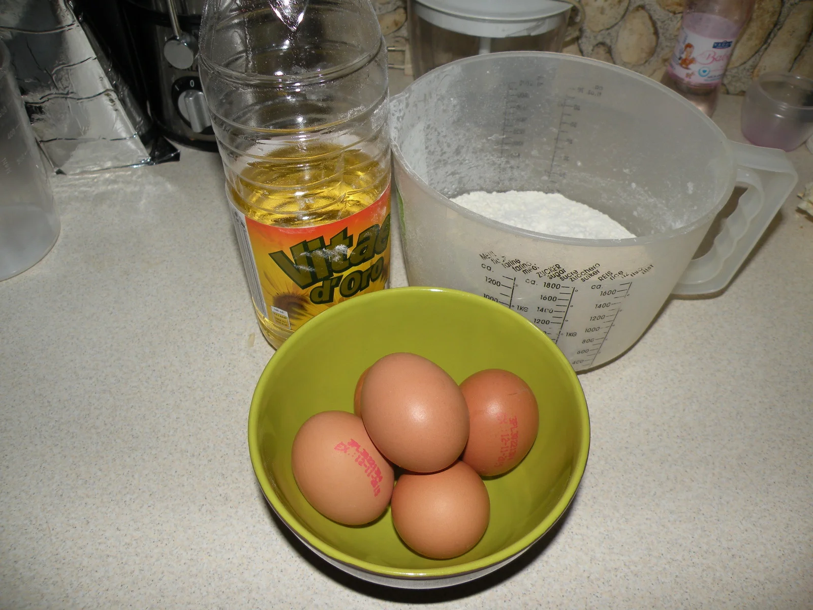 Eclairs with vanilla and chocolate cream