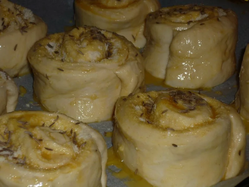 Buns with parmesan and cumin