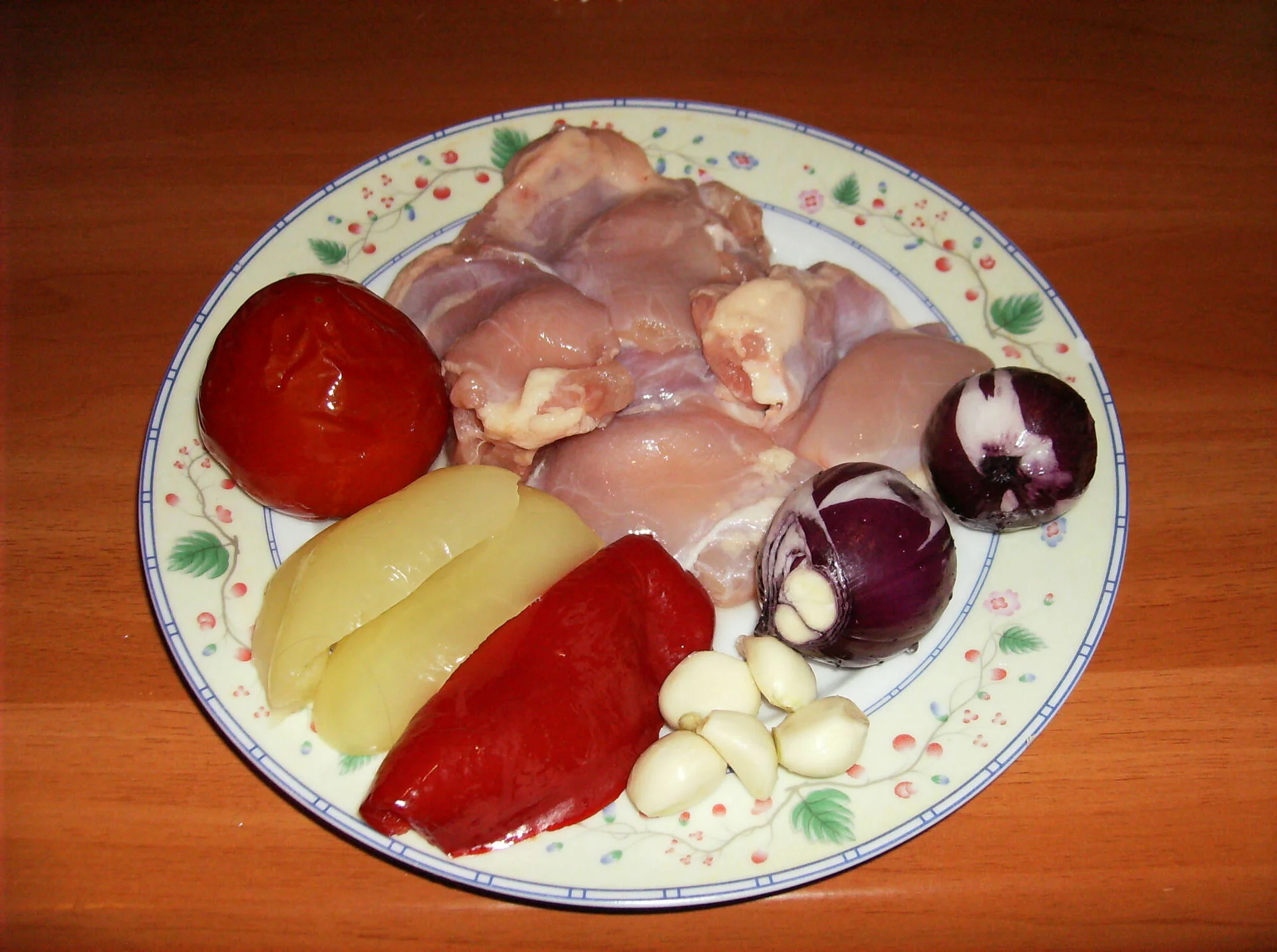 Chicken stew with nukerli