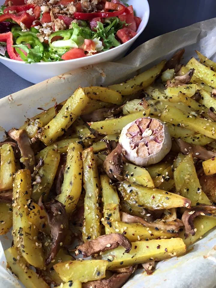 Oven-Baked Potatoes with Pleurotus