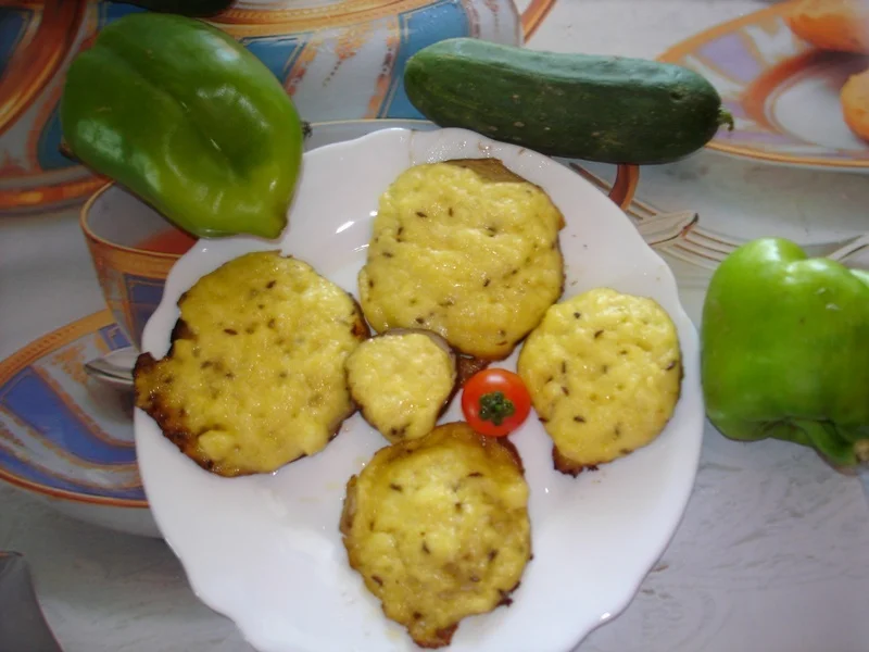Stuffed mushroom caps