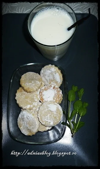 Fine biscuits with roses