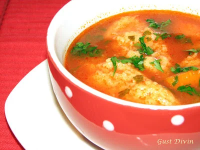 Tomato soup with dumplings