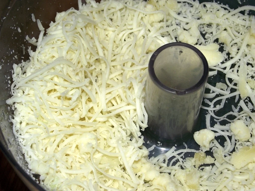 Zucchini and cheese tart