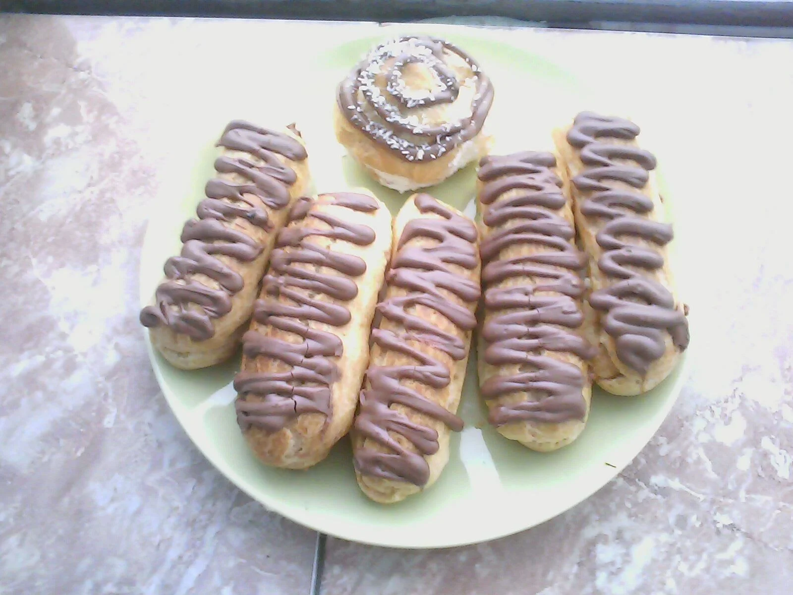 Eclairs