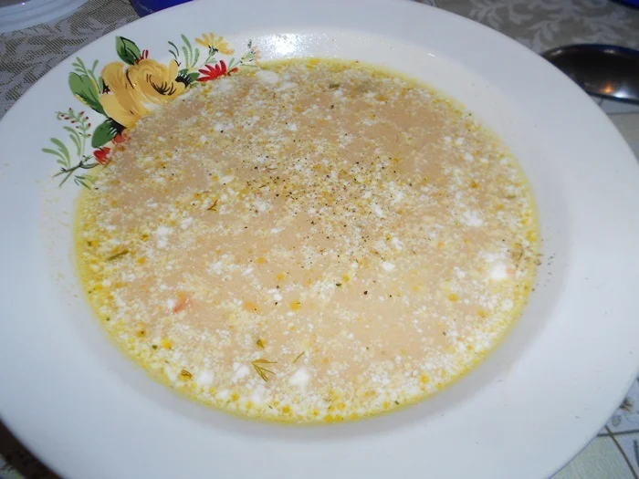 Greek-style chicken soup