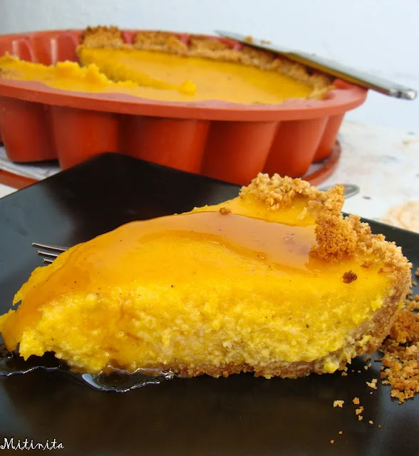 Pumpkin pie with maple syrup