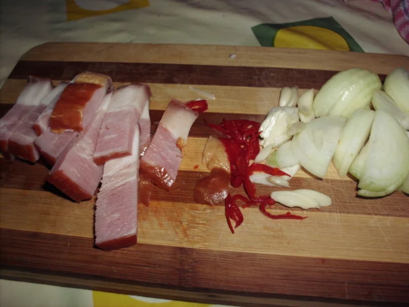 Rustic Potatoes in a Cauldron