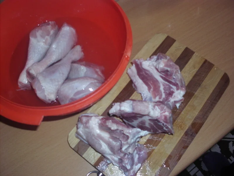 Green beans with chicken and pork