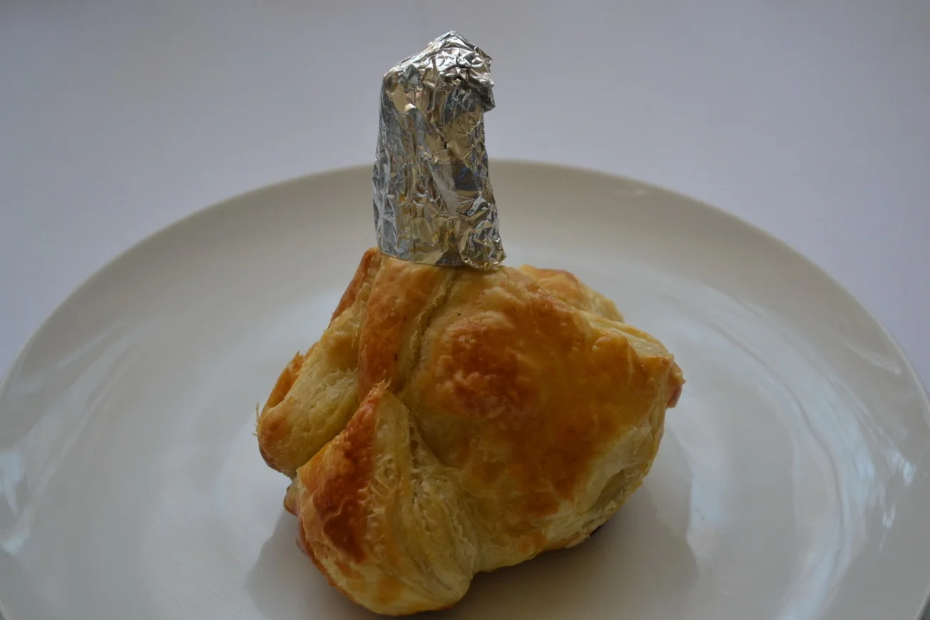 Chicken thighs in puff pastry