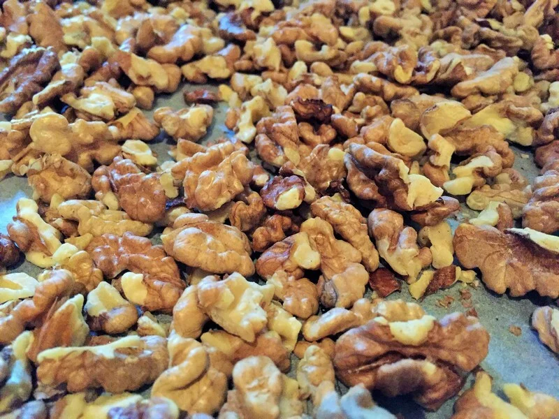 Brownie with coffee and roasted nuts