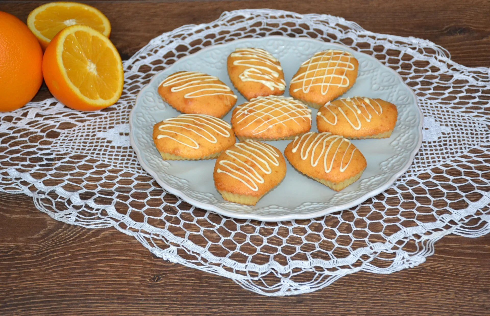 Mini orange and ginger cakes