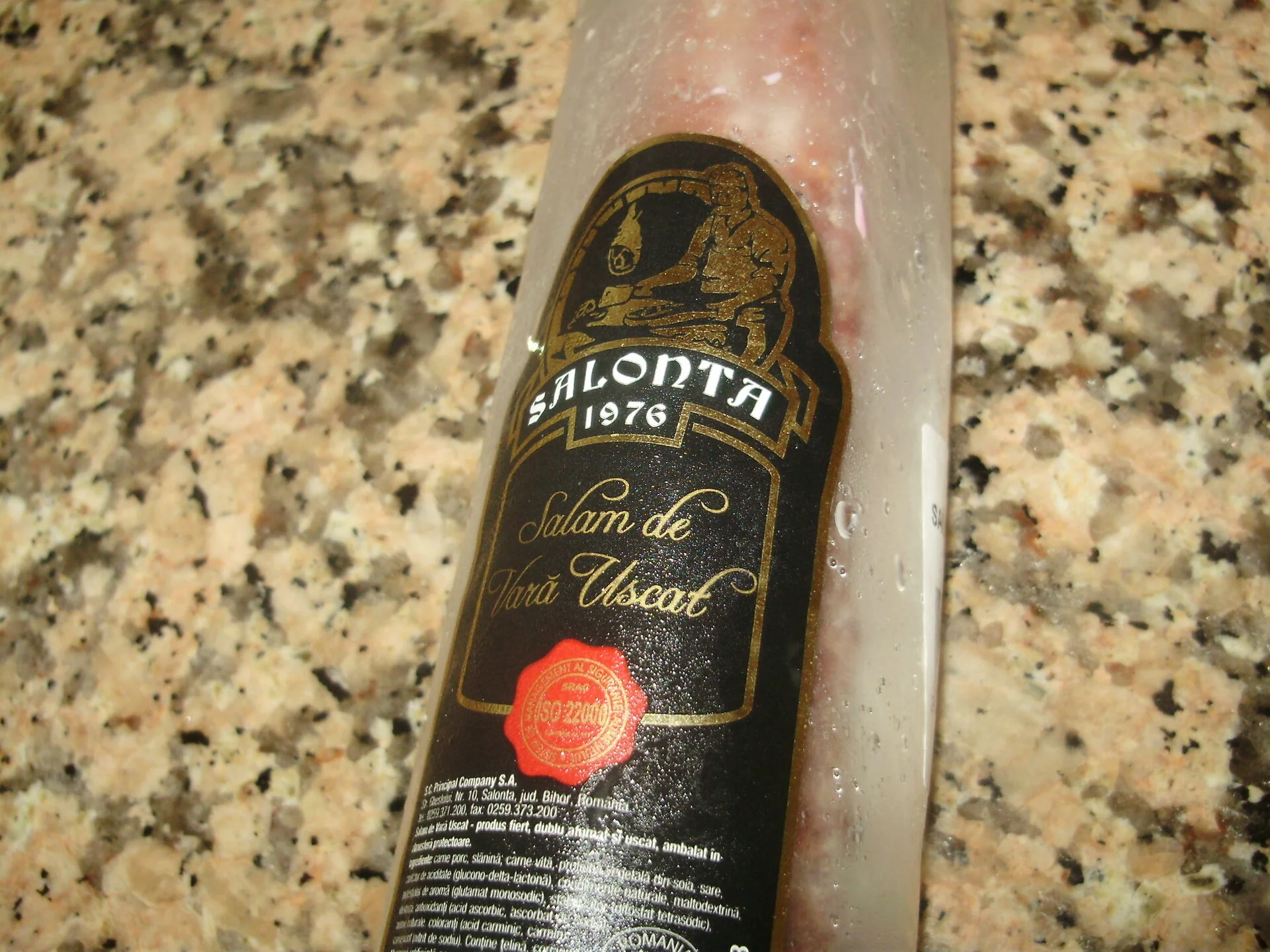 Paparaie with salami and cheese