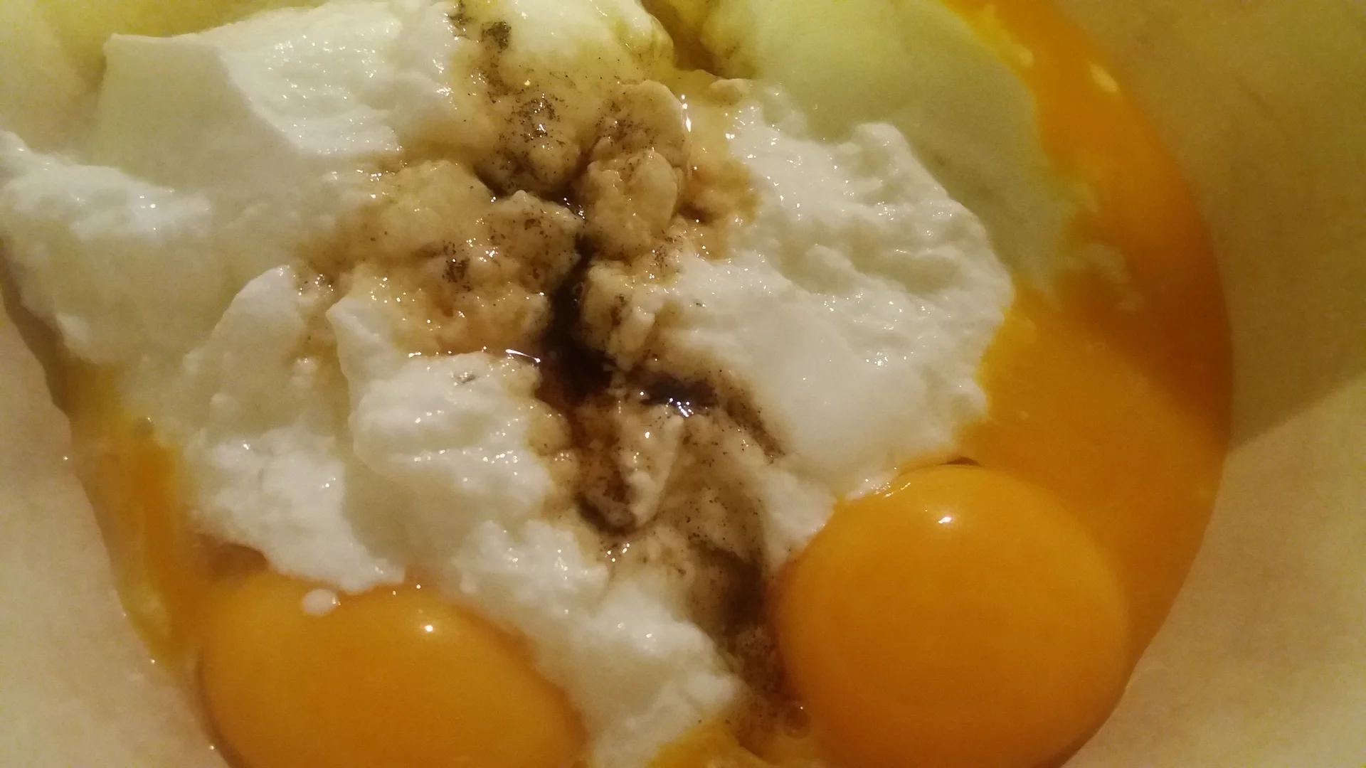 Grated apple and chocolate cake