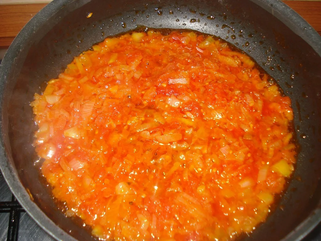 Moldovan sarmale in a nest