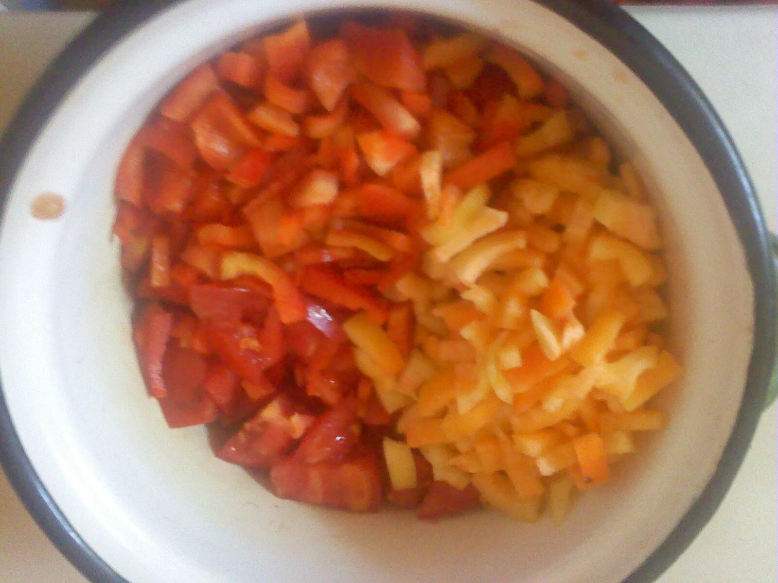 Spaghetti with tomato sauce