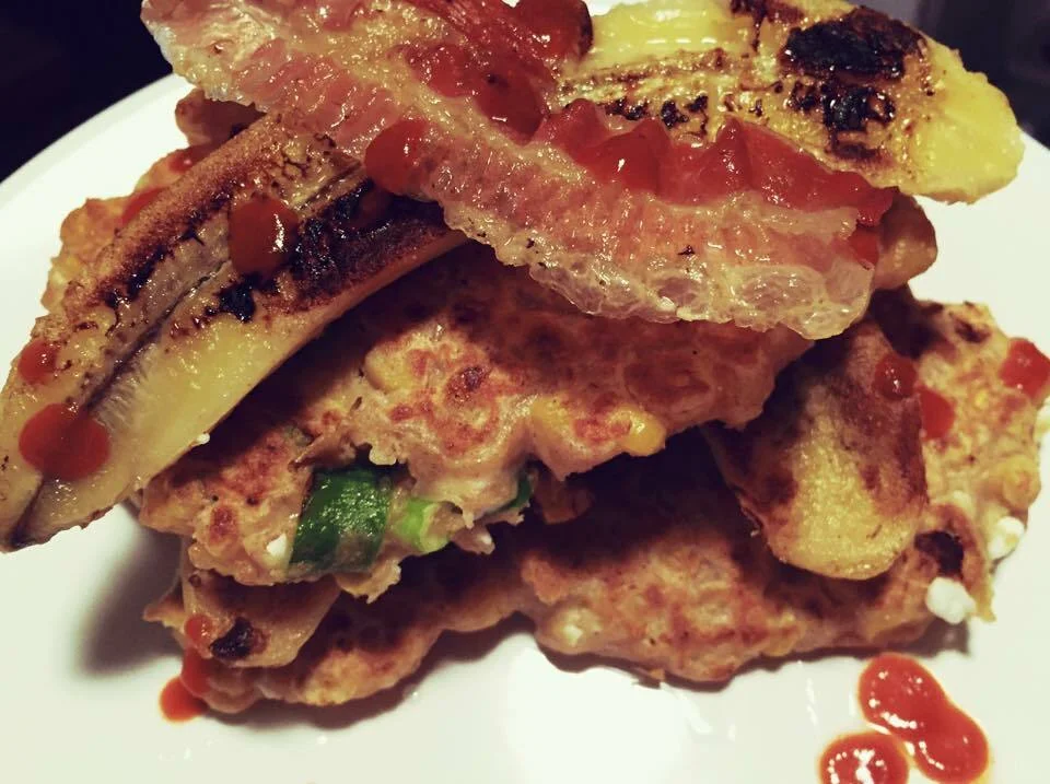 Pancakes with caramelized bananas and bacon