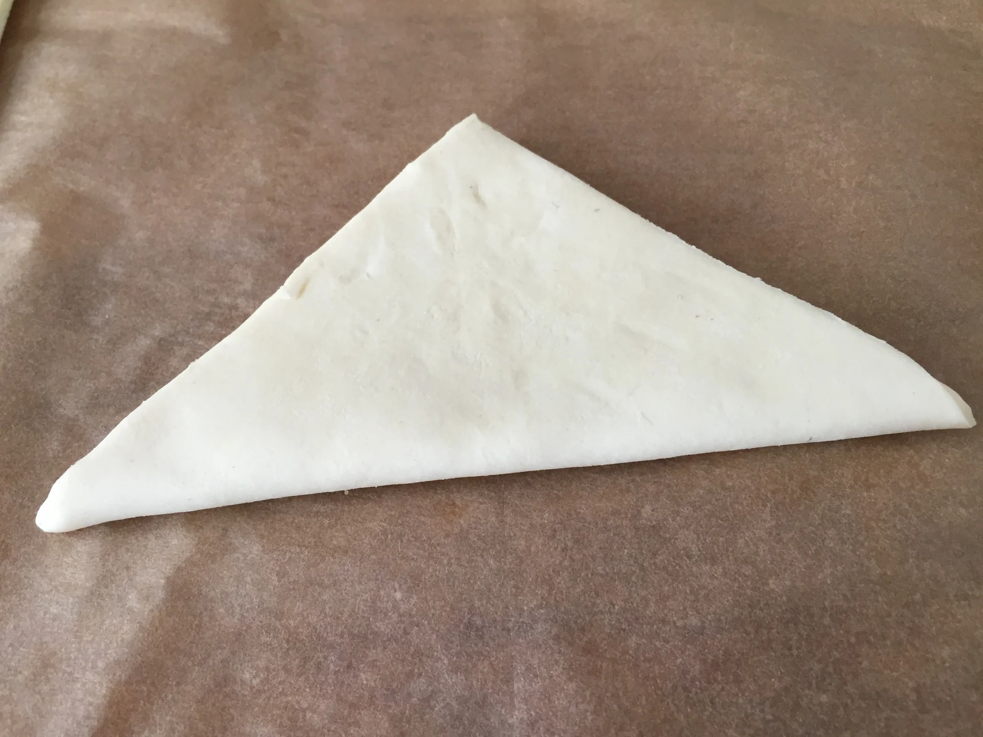 Pastry with cream cheese and strawberries