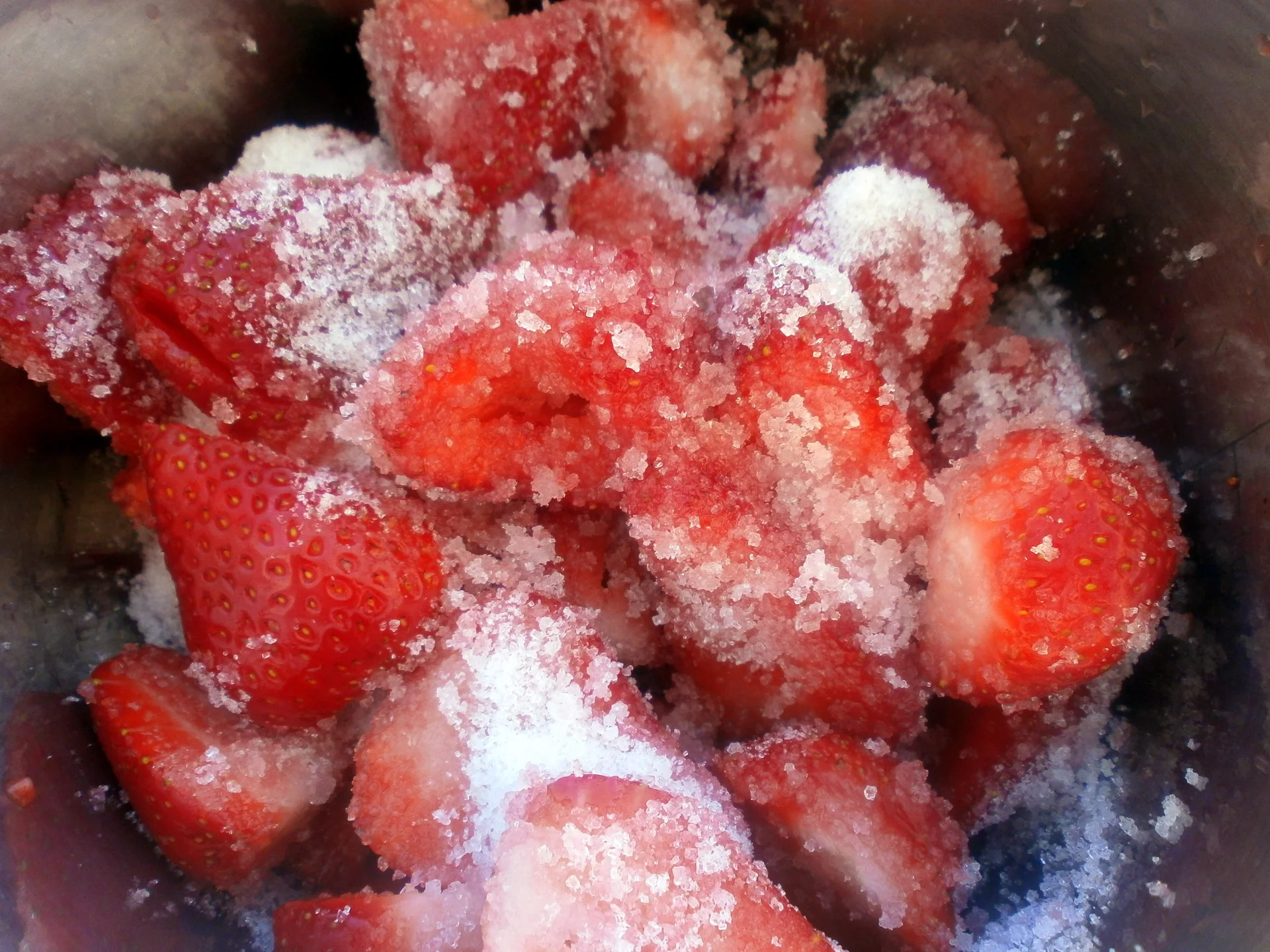 Cheese and strawberry ice cream