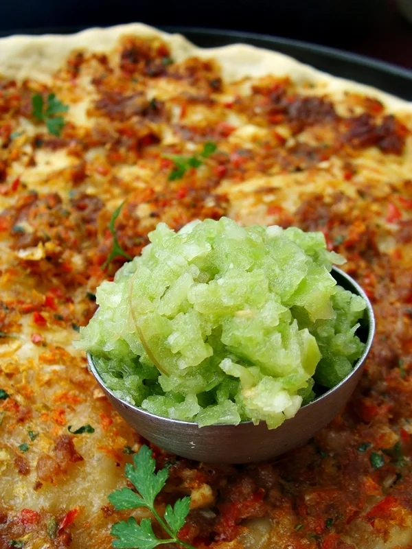 Green salsa with unripe tomatoes