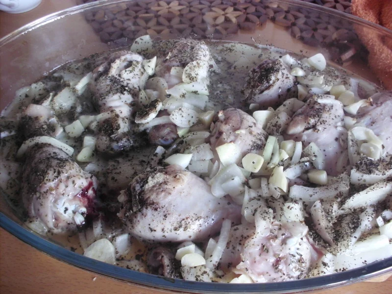 Chicken with eggplants and zucchini baked in the oven