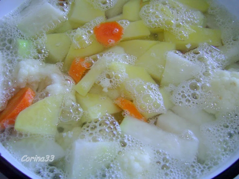 Cauliflower cream soup